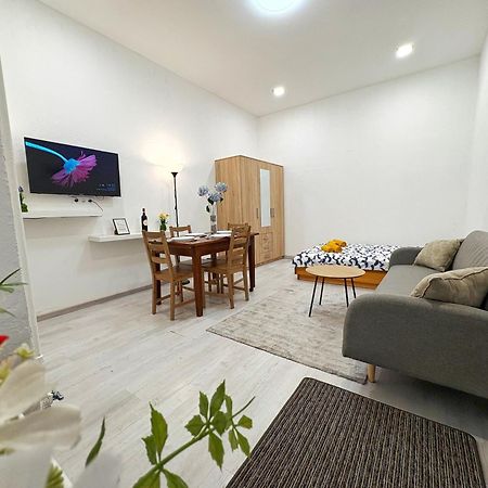 Central Private Apartment-7Pax Budapest Exterior photo